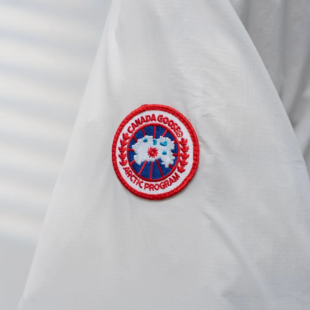 P880 CANADA GOOSE丨Canada Goose 5079 single zipper sleeve logo stand collar down jacket color: gray and white size: S-XXL